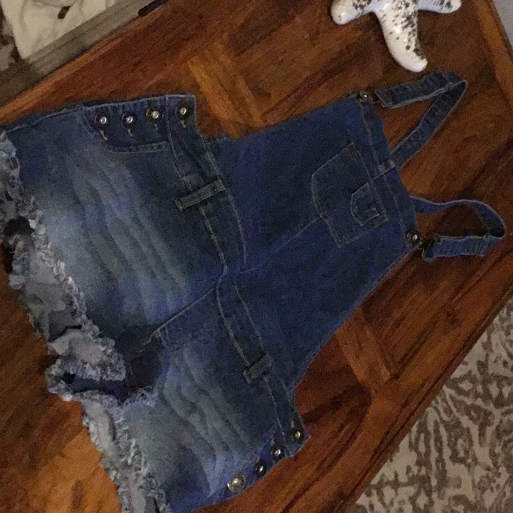 Perfect short overalls